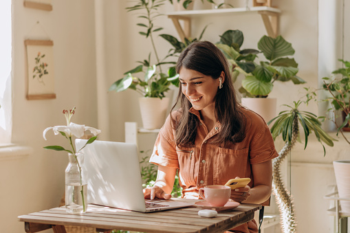 Como ganhar dinheiro sem emprego!