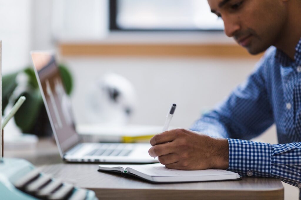 cursos gratuitos para fazer ainda esse ano